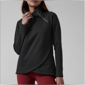 ATHLETA Cozy Karma ASYM Pullover in Black Women’s Size L